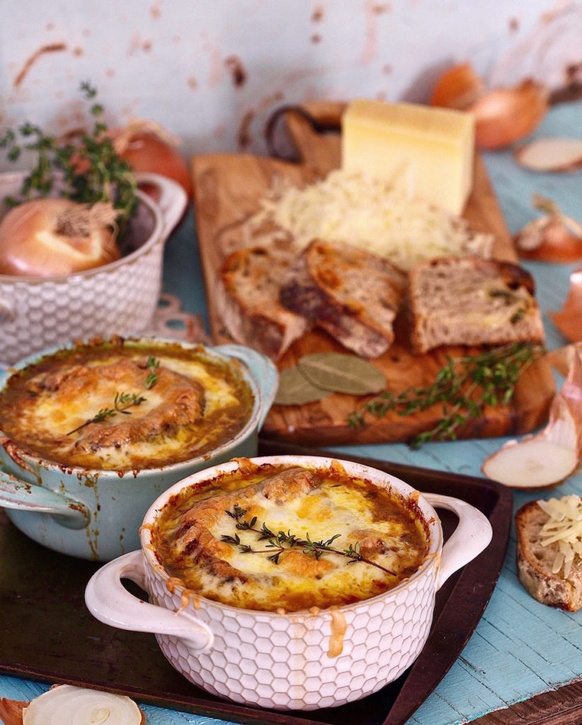 Vegetarians can have it all with this meatless version of French Onion Soup.