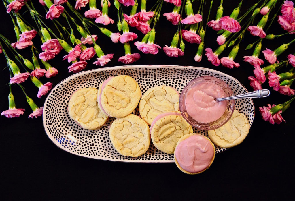 White Chocolate strawberry sandwich cookies are great for spring gatherings!