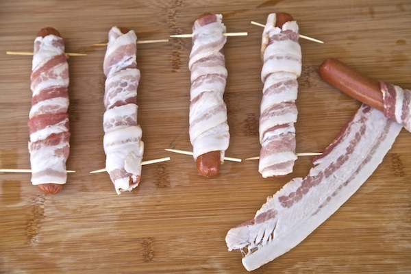 wrapped frankfurters in bacon
