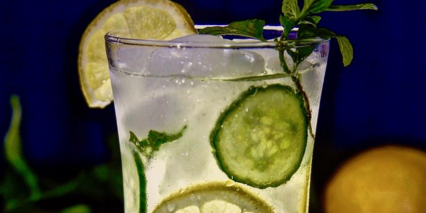 Cucumber Mint Lemonade a.k.a Limonada De Pepino y Yerba Buena