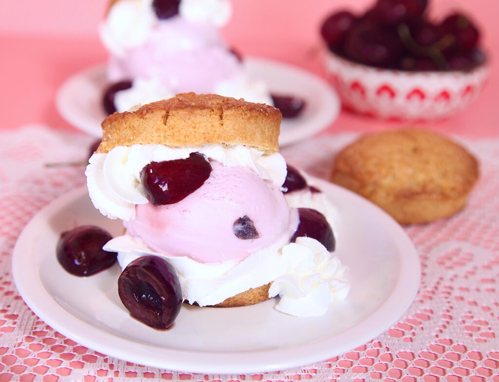 Ice-Cream-Cherry-Biscuits